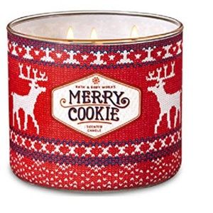 BATH & BODY WORKS "MERRY COOKIE" 3 WICK CANDLES